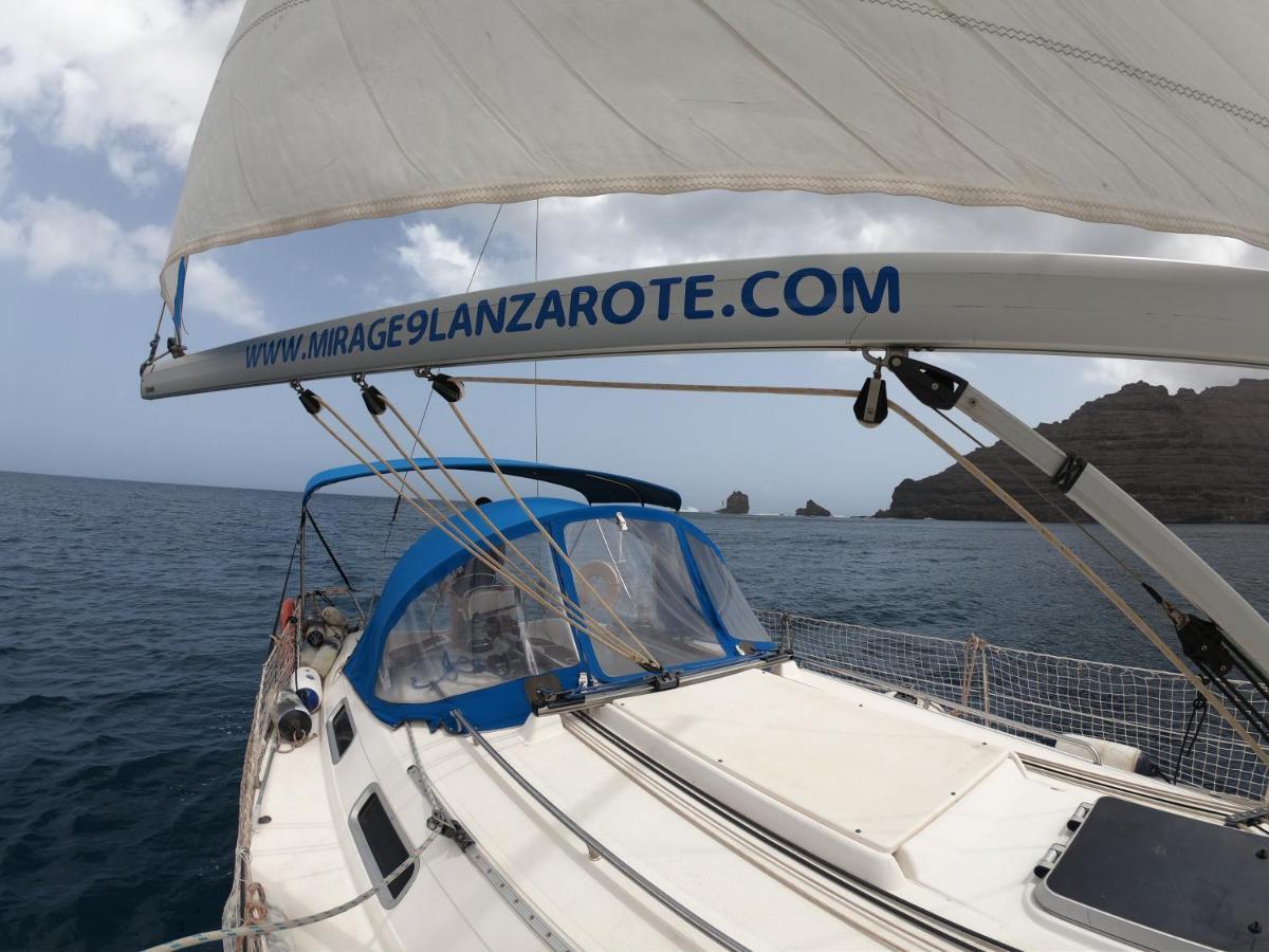 Готель Magnifico Barco En La Graciosa Калета де Себо Екстер'єр фото