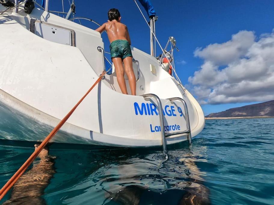 Готель Magnifico Barco En La Graciosa Калета де Себо Екстер'єр фото
