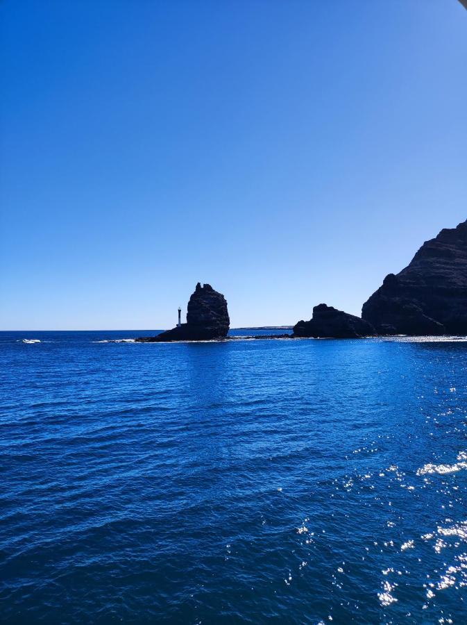 Готель Magnifico Barco En La Graciosa Калета де Себо Екстер'єр фото